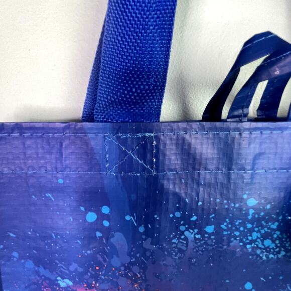 Set of 4 — Wegmans Blue Rainbow Heart Reusable Grocery Tote Bag w/ Liner NWT NEW - Picture 6 of 11